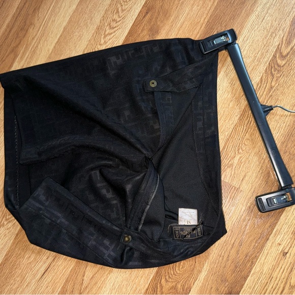 VINTAGE RARE FENDI skirt size Medium fits like a small 0/2 - Picture 7 of 9